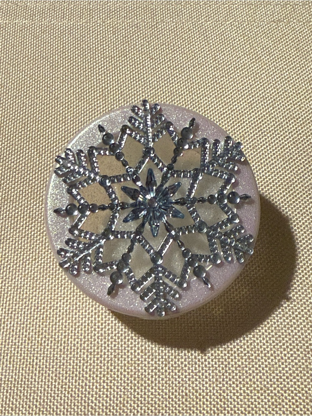 Bath & Body Works Sparkling Silver Snowflake car scent holder